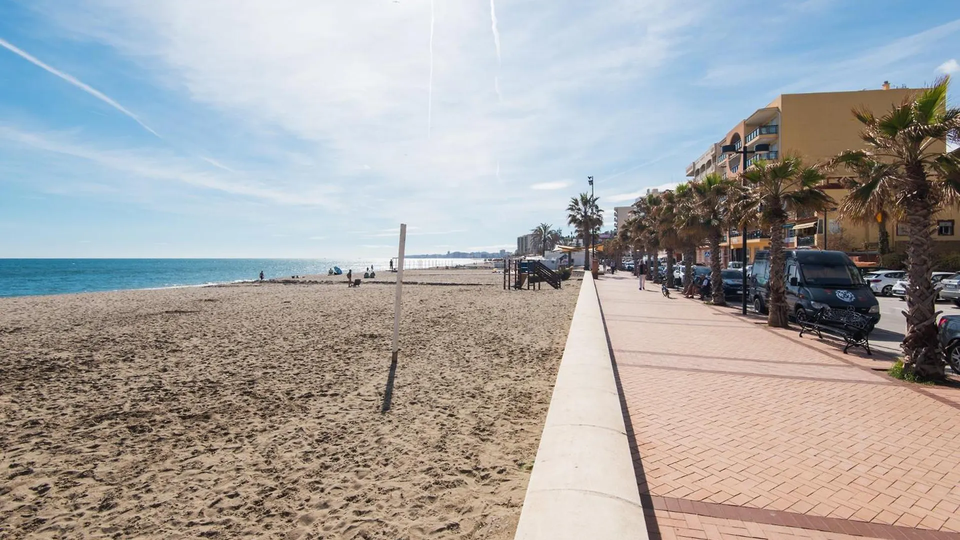 Madeinterranean Beach- Higueron Front Line Apartment فوينخيرولا إسبانيا